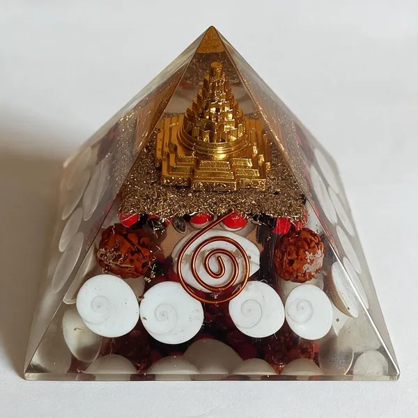 Golden_Pyramid_Gomati_Yantra