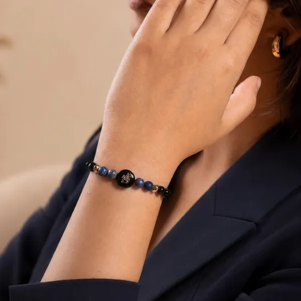 Black_Beaded_Crystal_Bracelet_For_Women