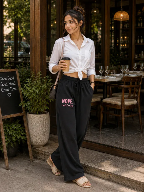Black_Relaxed_Fit_Jogger_Pants_for_Women