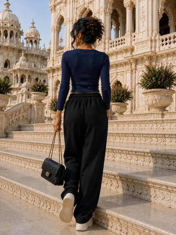 Black_Relaxed_Fit_Jogger_Pants_for_Women