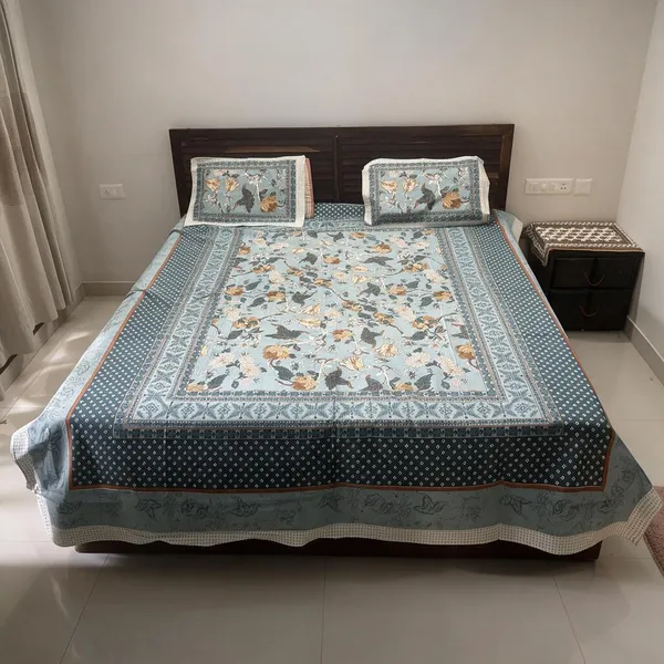 Floral_Printed_King_Size_Bedsheet_With_Pillow_Covers