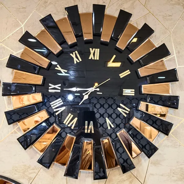 Sun_Brown_Stylish_Mirror_Wall_Clock_Gold_Black
