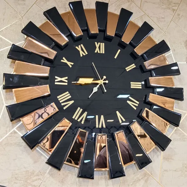 Sun_Brown_Stylish_Mirror_Wall_Clock_Gold_Black