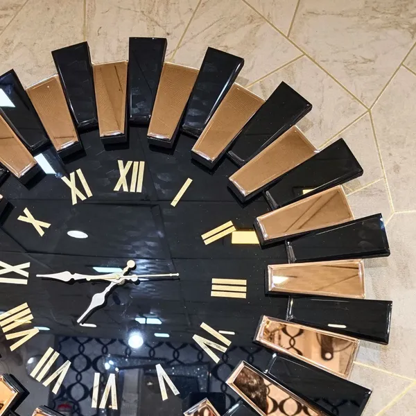 Sun_Brown_Stylish_Mirror_Wall_Clock_Gold_Black