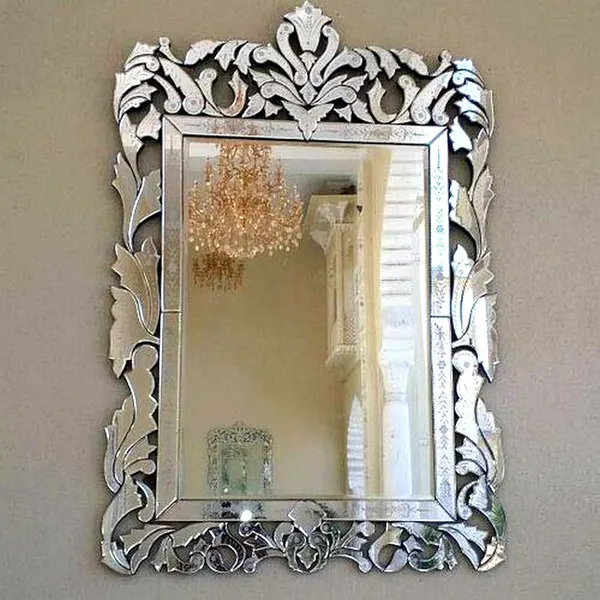 Majestic_Vine_Venetian_Mirror