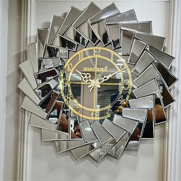 Decorative_Mirror_Wall_Clock_With_Updown_Style