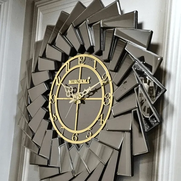 Decorative_Mirror_Wall_Clock_With_Updown_Style