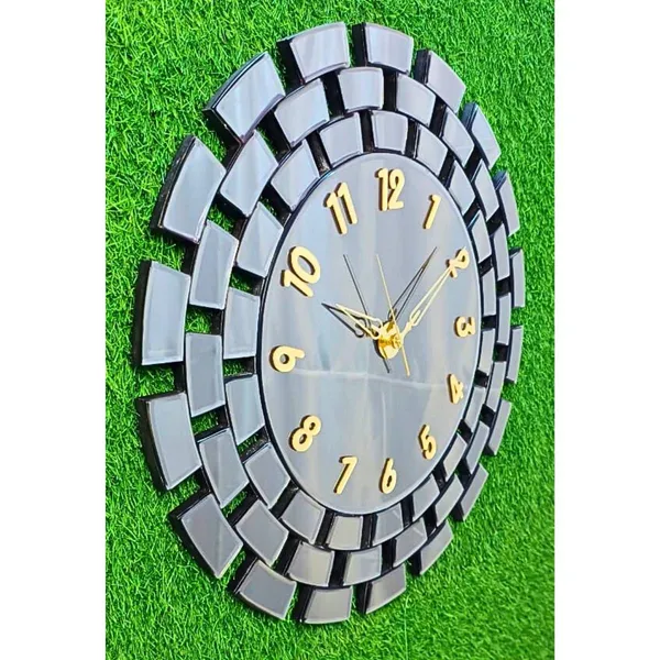 Gitti_Style_Mirror_Wall_Clock_Grey_Color_24x24_Inch