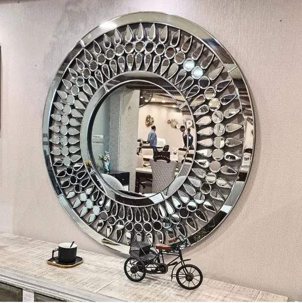 Beautiful_Round_Wall_Mirror_New_Design