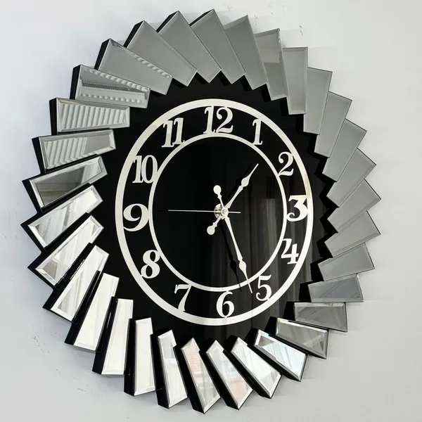 Up_Tringle_Design_Silver_Mirror_Wall_Clock