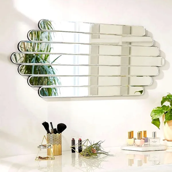 Linear_Flow_Elegance_Mirror