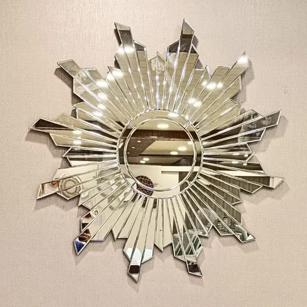 Sunbrust_Wall_Mirror_Full_Finshed_Round_Shape
