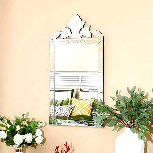Leaf_Crest_Wall_Mirror