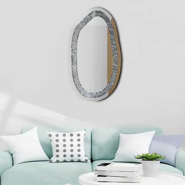 Handcrafted_Diamond_Crystal_Wall_Mirror_Oval_Shape