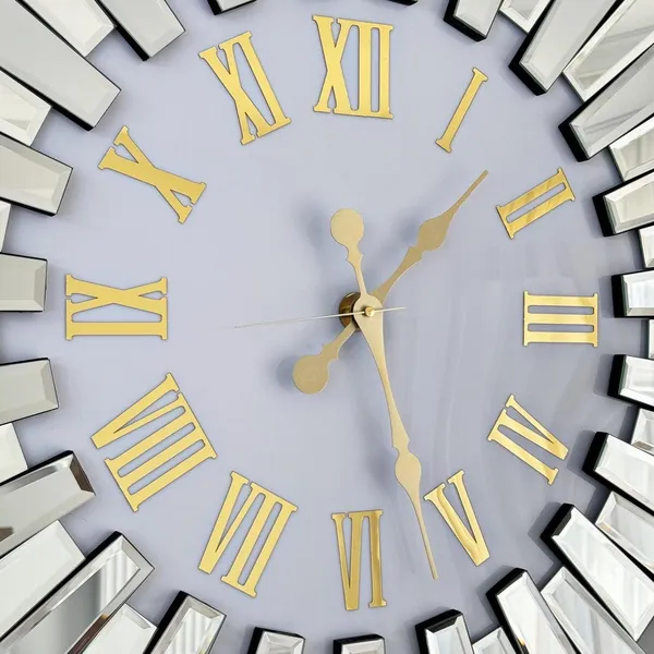 Up_Down_Gray_And_White_Dial_Roman_Golden