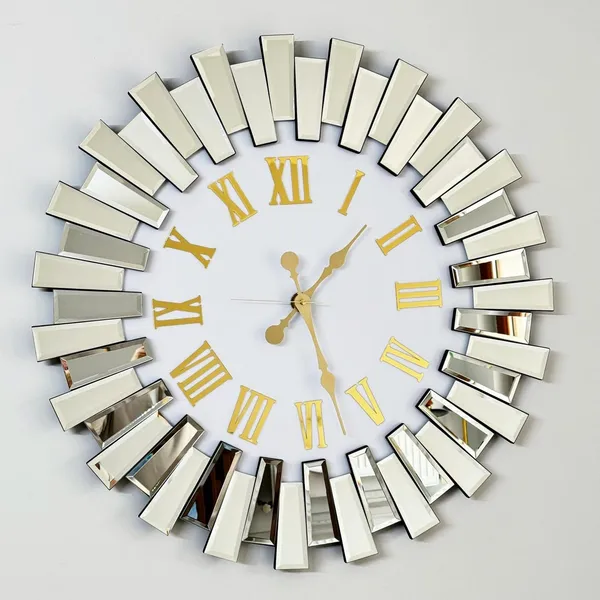 Up_Down_Gray_And_White_Dial_Roman_Golden