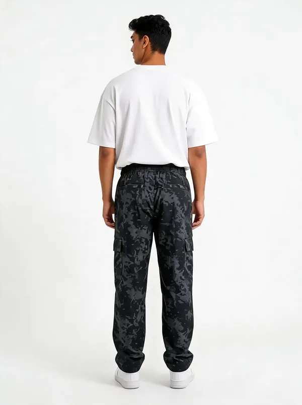 Black_Cotton_Relaxed_Fit_Camouflage_Cargo_Pants_For_Men
