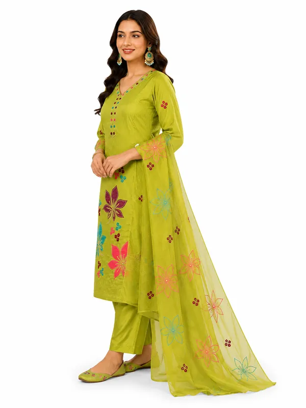 Mehndi_Green_Roman_Silk_A-Line__Knee_length_3_Piece_Suit_For_Women