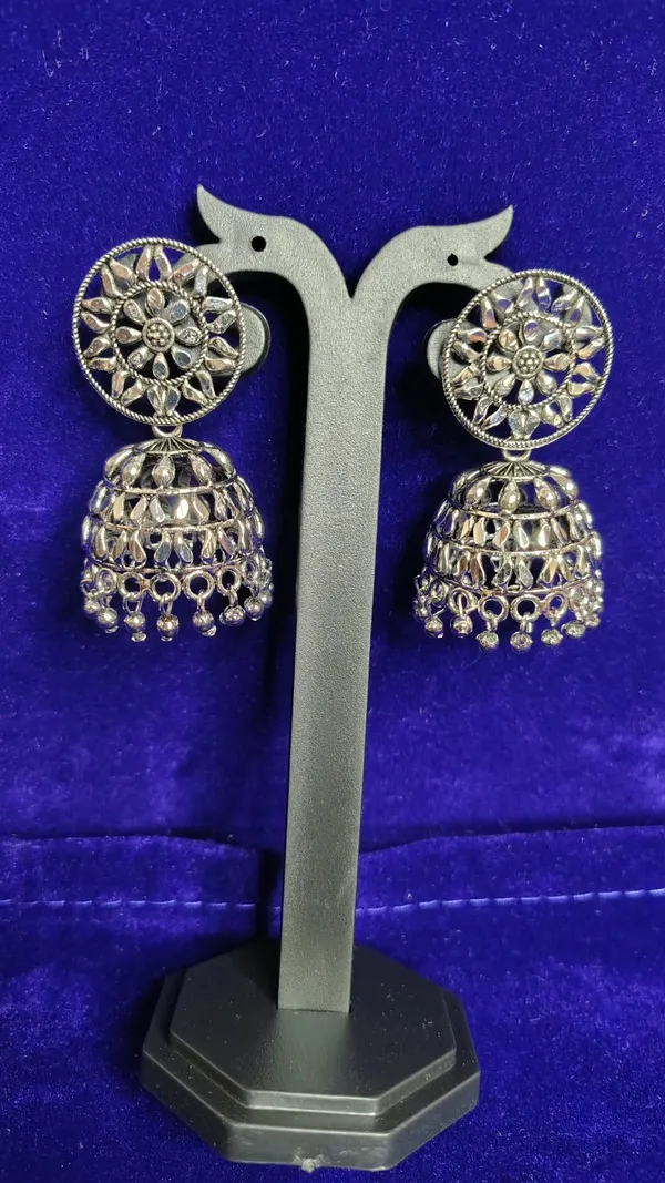 Oxidized_Metal_Round_Floral_Filigree_Big_Jhumka_Earrings_Silver_Beads_For_Women