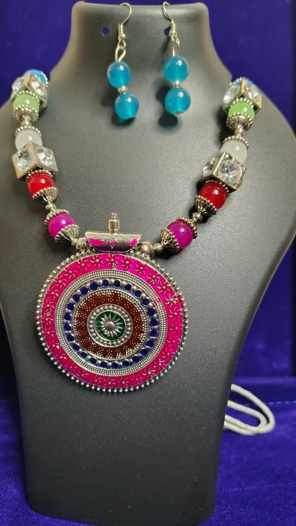Multicolor_Beads_Oxidized_Metal_Mandala_Pendant_Necklace_Set_For_Women