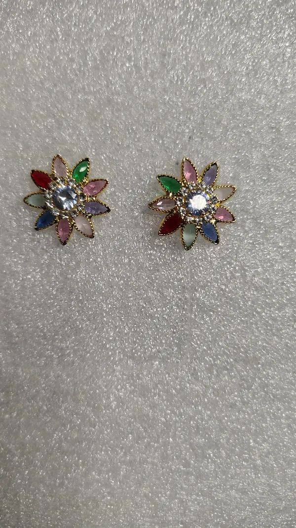 Multicolor_Crystal_Flower_Petal_Sunflower_Stud_Earrings_For_Women