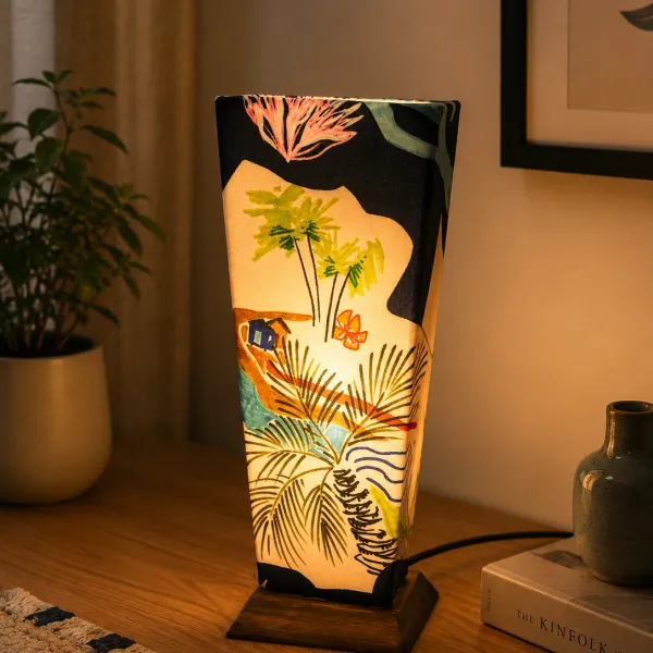 Cotton_&_Wood_Modern_Marine_Life_Print_Table_Lamp
