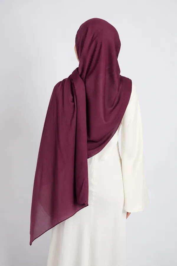 Golestan-Hijabs-wine