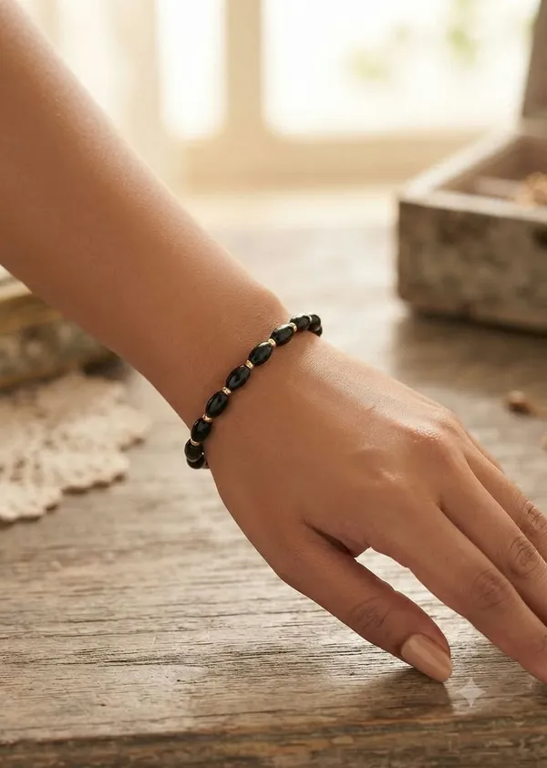 Black_Beaded_Bracelet_for_Women