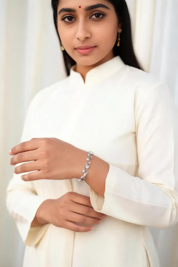 Silver_Stainless_Steel_Floral_Crystal_Link_Bracelet_For_Women