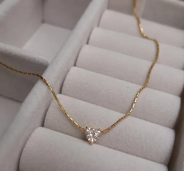 Gold_Tone_Heart_Pendant_Necklace_for_Women