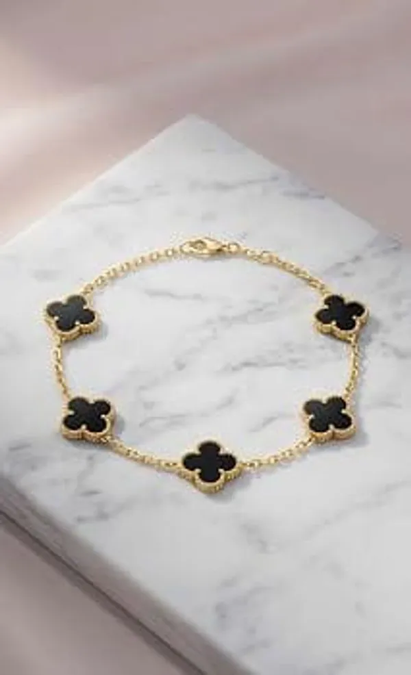 Gold_Black_Stainless_Steel_Clover_Link_Bracelet_For_Women
