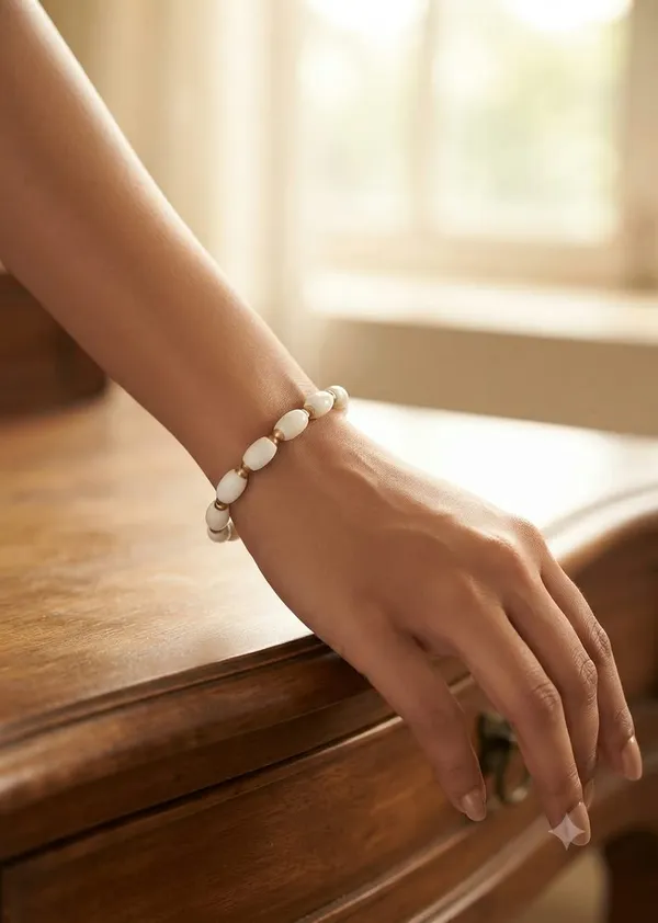 White_Gold_Beaded_Bracelet_For_Women