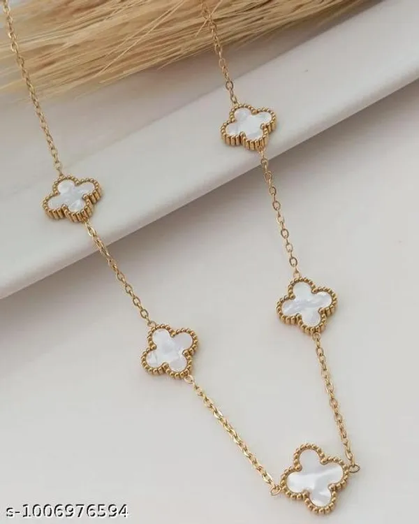 Gold_White_Four-Leaf_Clover_Pendant_Necklace_For_Women
