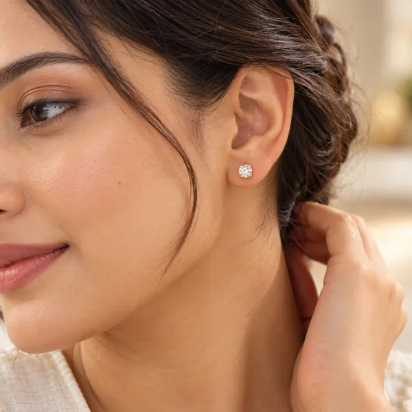 Aurelia_Solitaire_Stud_Earrings_18k_Gold_Plated_Default_Title