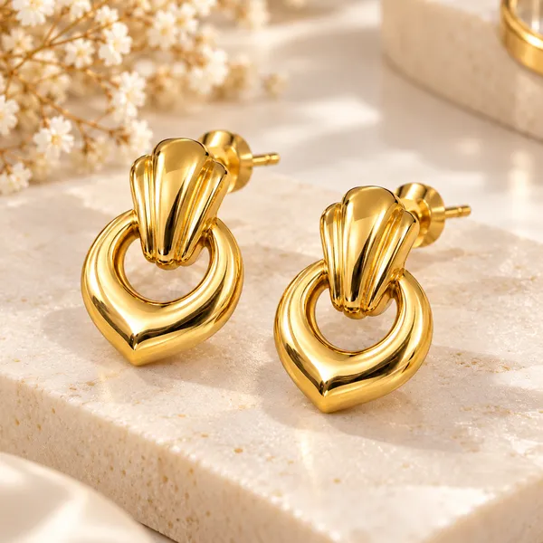 Sculpted_Heart_Hoop_Earrings_18k_Gold_Plated_Default_Title