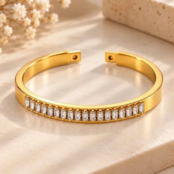 Baguette_Crystal_Open_Cuff_Bangle_18k_Gold_Plated_Default_Title