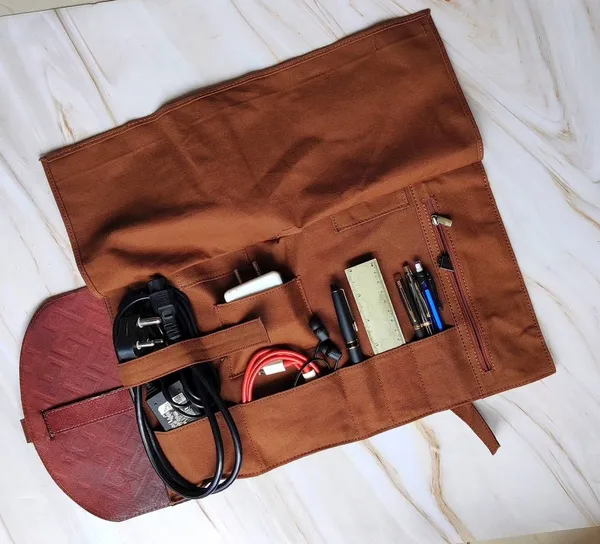 Roller_Organiser_-_Eternity_Knot