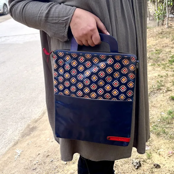 Versatile_Convertible_Bag_-_Diya