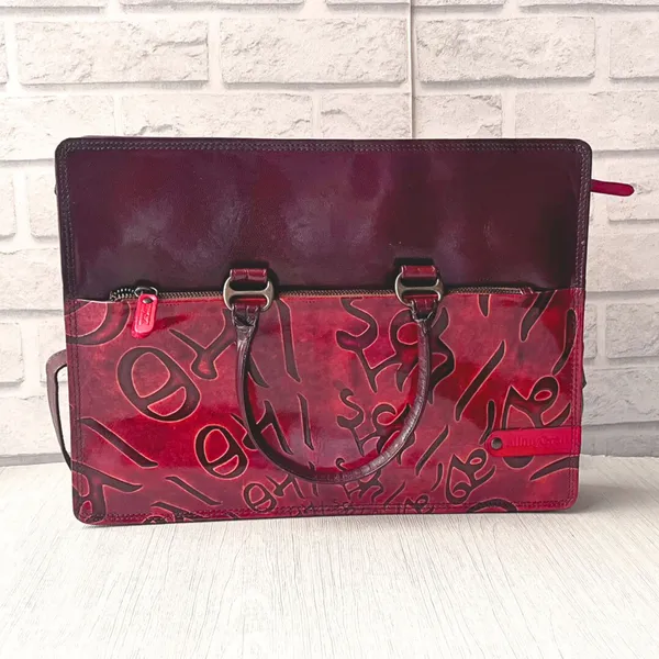 Men_Laptop_Bag_-_Lost_Indic_Script-_Kaithi