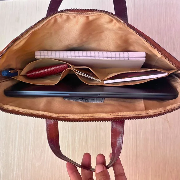 Laptop_Messenger_Bag_-_Swastik