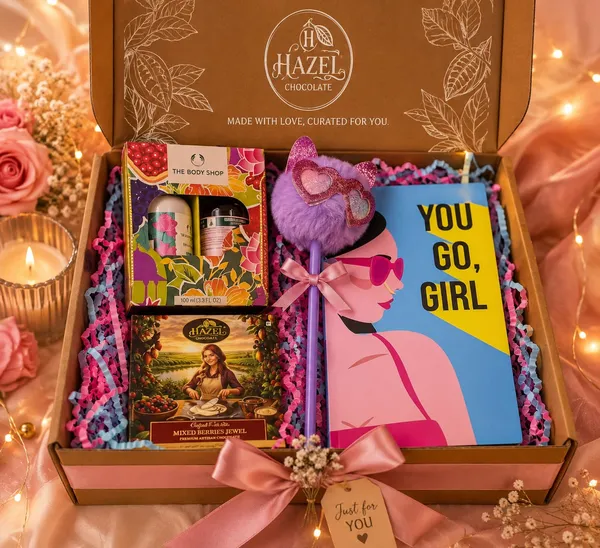 Girl_Boss_Rakhi_Hamper_Default_Title