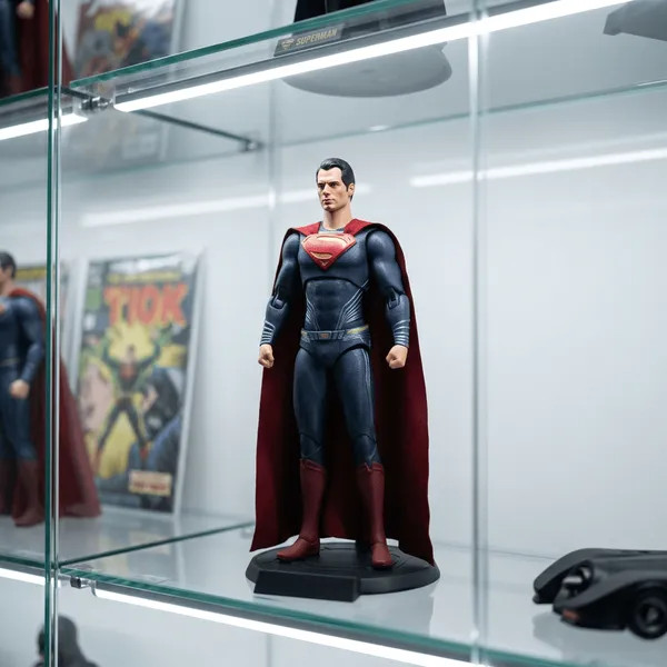 Anime_Super_Man_Of_Steel_Premium_21_Cm_With_Extra_1_Laser_Eye_Head_2_Hands_Default_Title