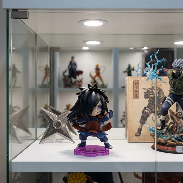 Anime_Crimson_Shadow_Warlord_Figurine_Size_10_5_Cm_Default_Title
