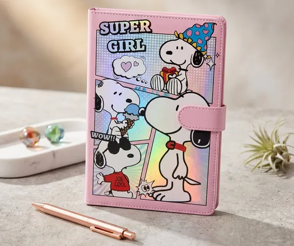 Diary_Pink_H0l0gr_Phic_Cartoon_With_Magnetic_Strap_Closure_Default_Title