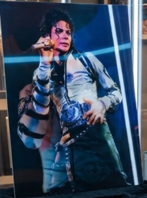 Poster_Michael_Jackson_3d_Default_Title