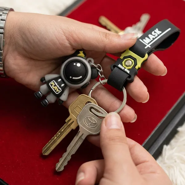 Keychain_Cute_Astronaut_Theme_Default_Title