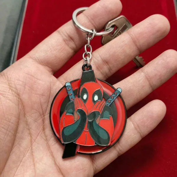 Keychain_De_D_P00l_Rotating_Metal_Default_Title