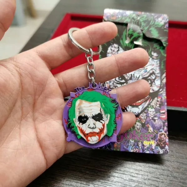Keychain_J0ker_Theme_Metal_Default_Title