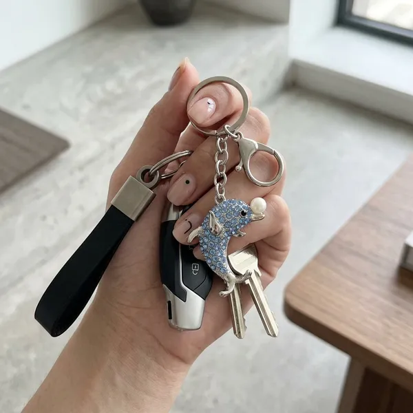 Keychain_Bag_Charm_Blue_Dolphin_Sparkle_Default_Title