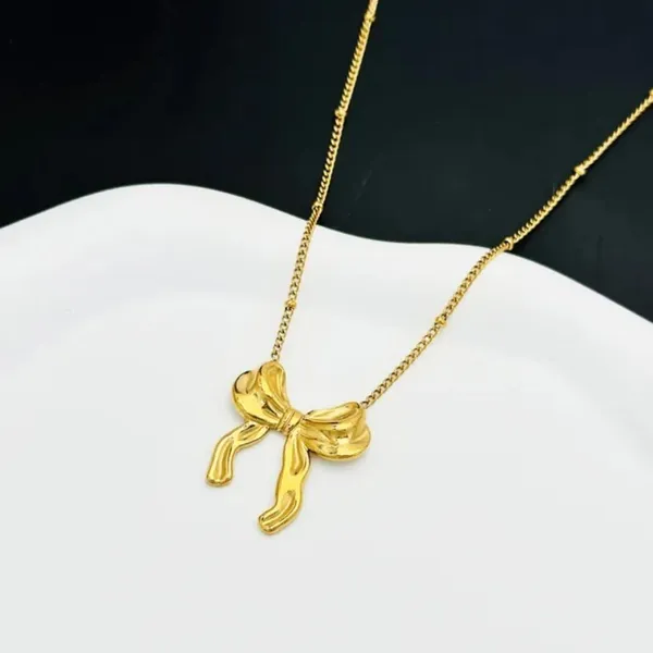 Gold-Tone_Bow_Pendant_Necklace_For_Women